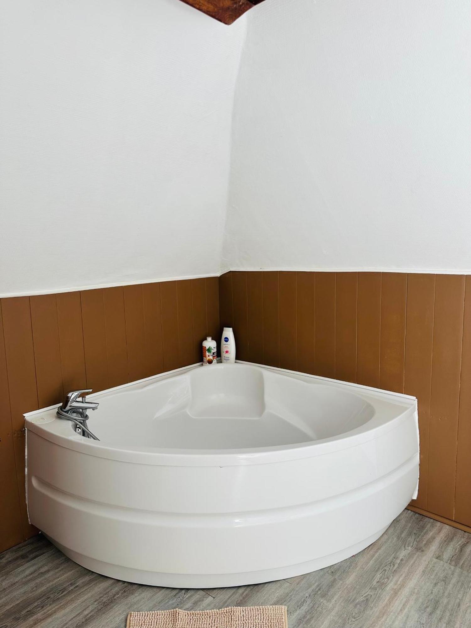 Au Cosy Bed & Breakfast Guines Ngoại thất bức ảnh